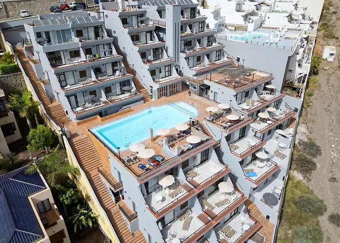 Ura Hotels Roslara